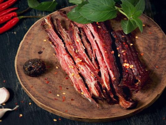 Review giá thịt trâu gác bếp chi tiết tại nhiều tỉnh thành 5 Thịt trâu gác bếp chuẩn vị.