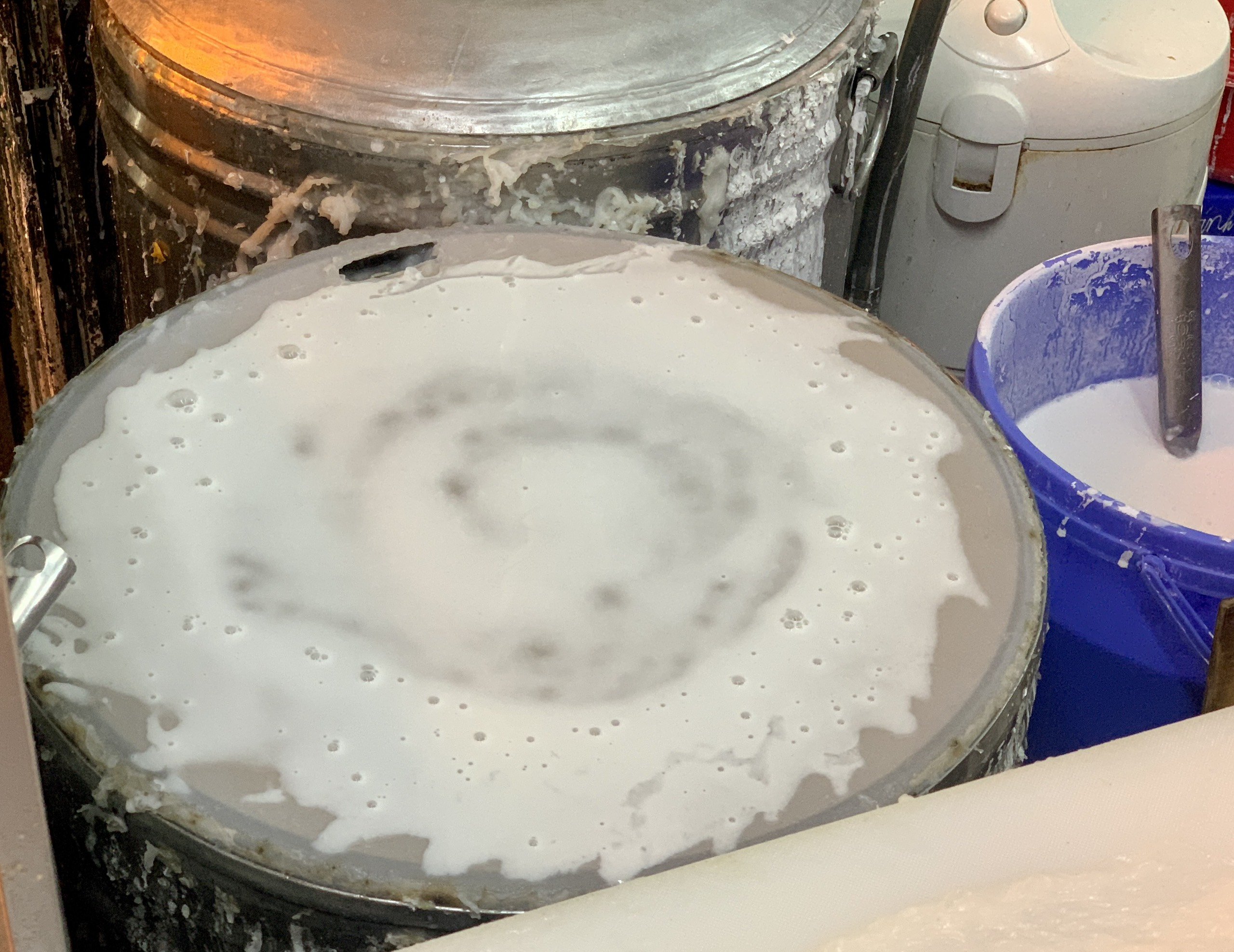 dac san banh cuon cao bang mon an dan da cuc ngon 662ba86644315