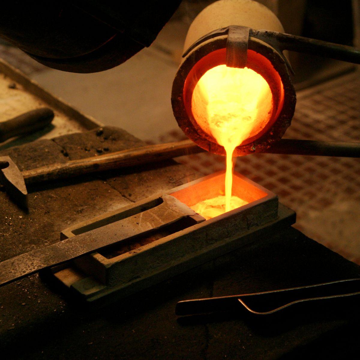 Quy trình rèn dao thủ công của người Nùng An 3 Quy trình rèn dao thủ công của người Nùng An