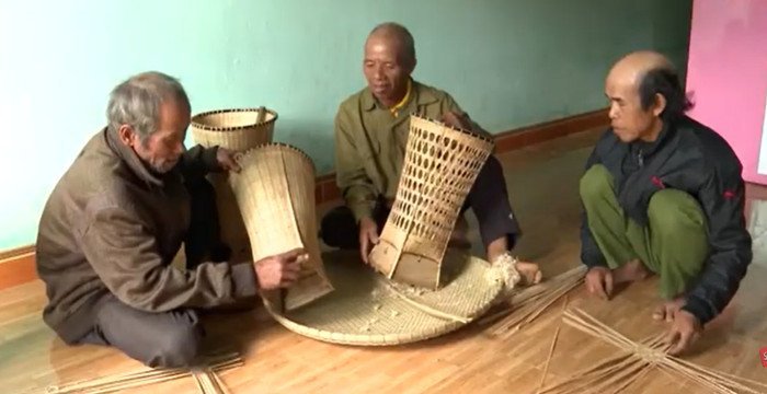 Top 10+ nghề thủ công truyền thống của người Việt 3 10+ NGHỀ THỦ CÔNG TRUYỀN THỐNG CỦA NGƯỜI VIỆT CỔ XƯA